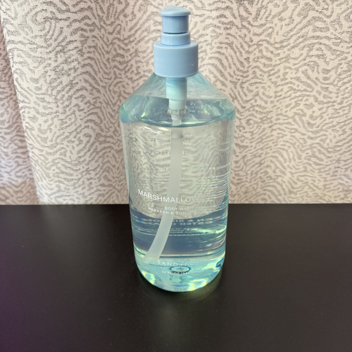 Sand and Fog Body Wash / Shower Gel 32 fl oz