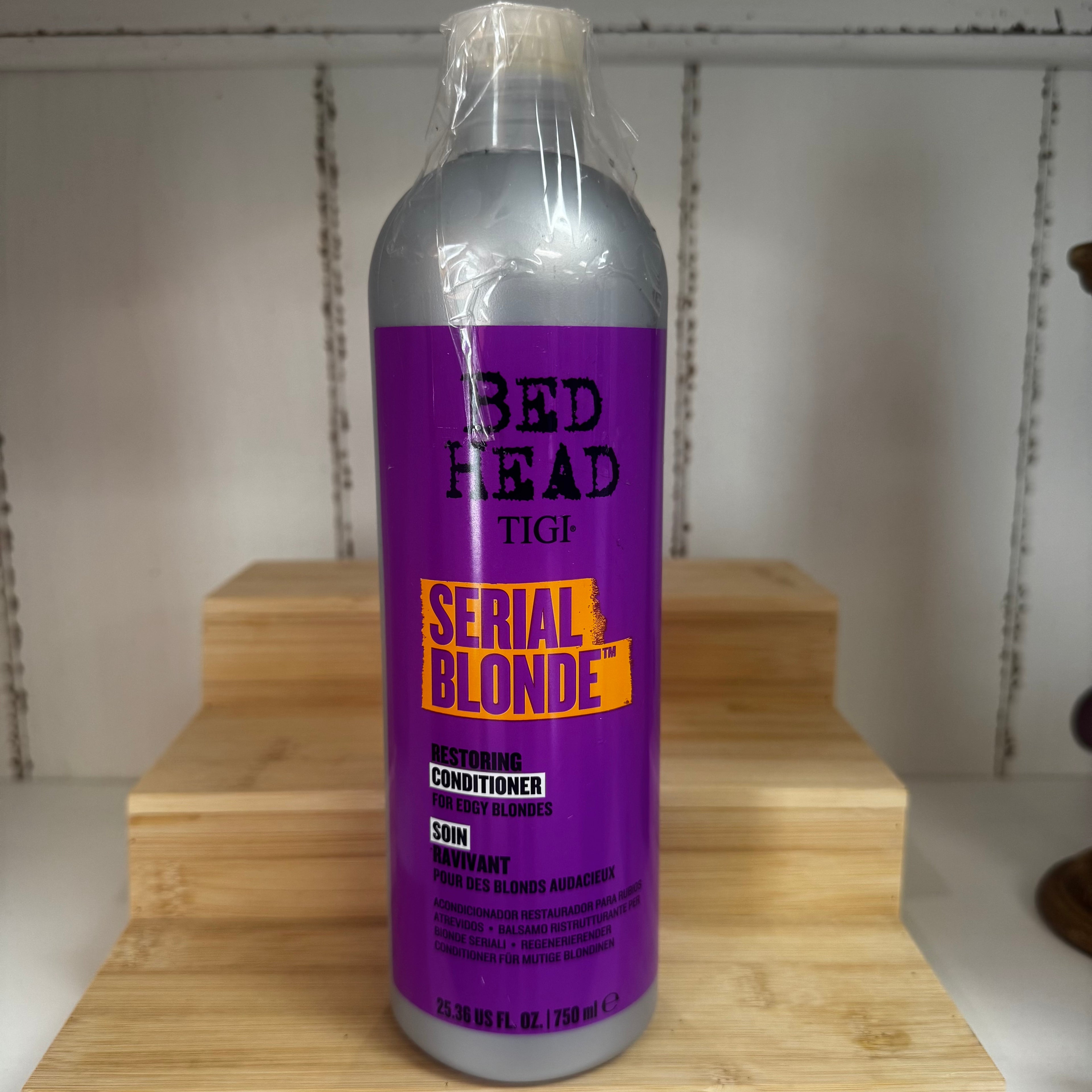 Bed Head by TIGI – Serial Blonde Restoring Conditioner