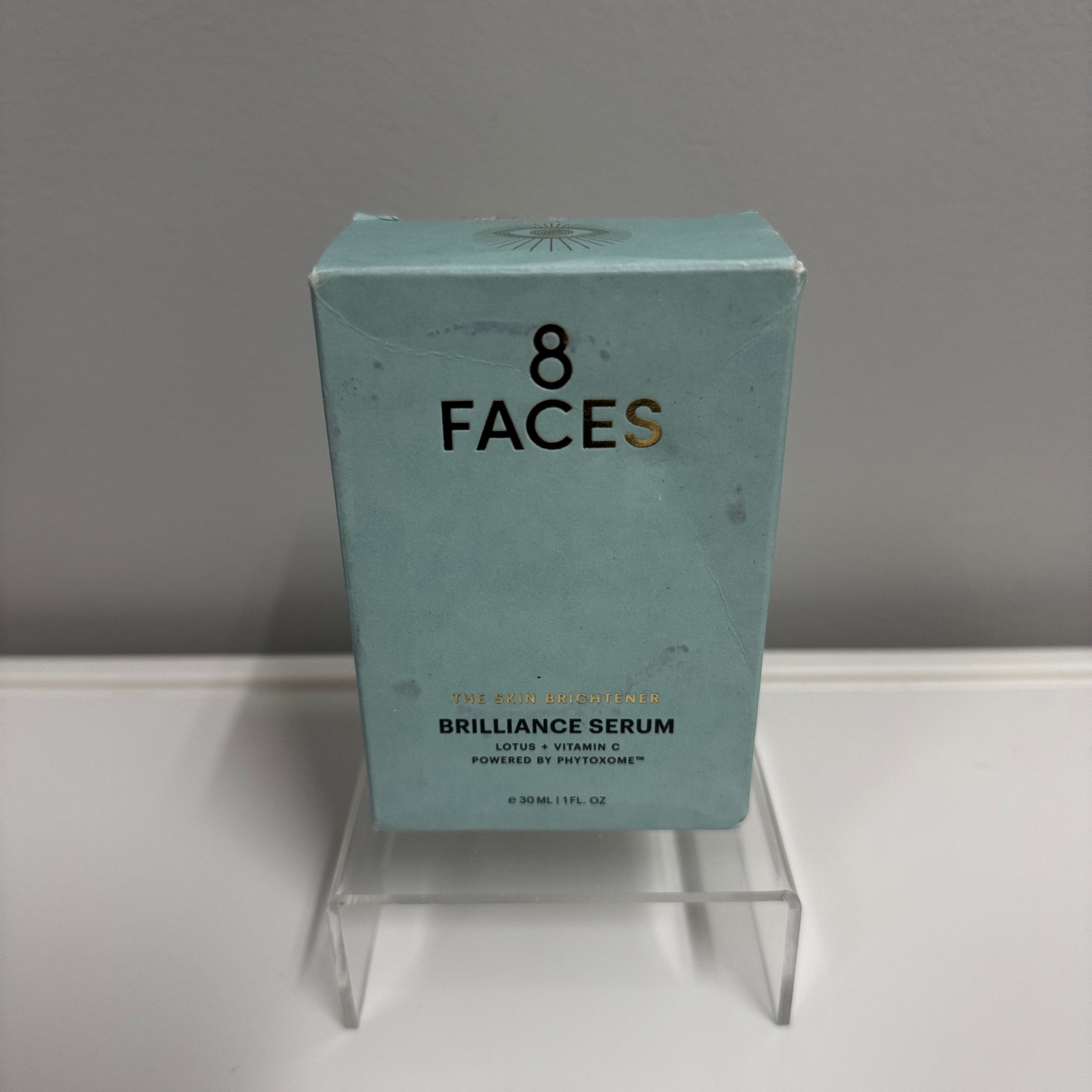 8 Faces Brilliance Serum (30 mL / 1 fl oz).