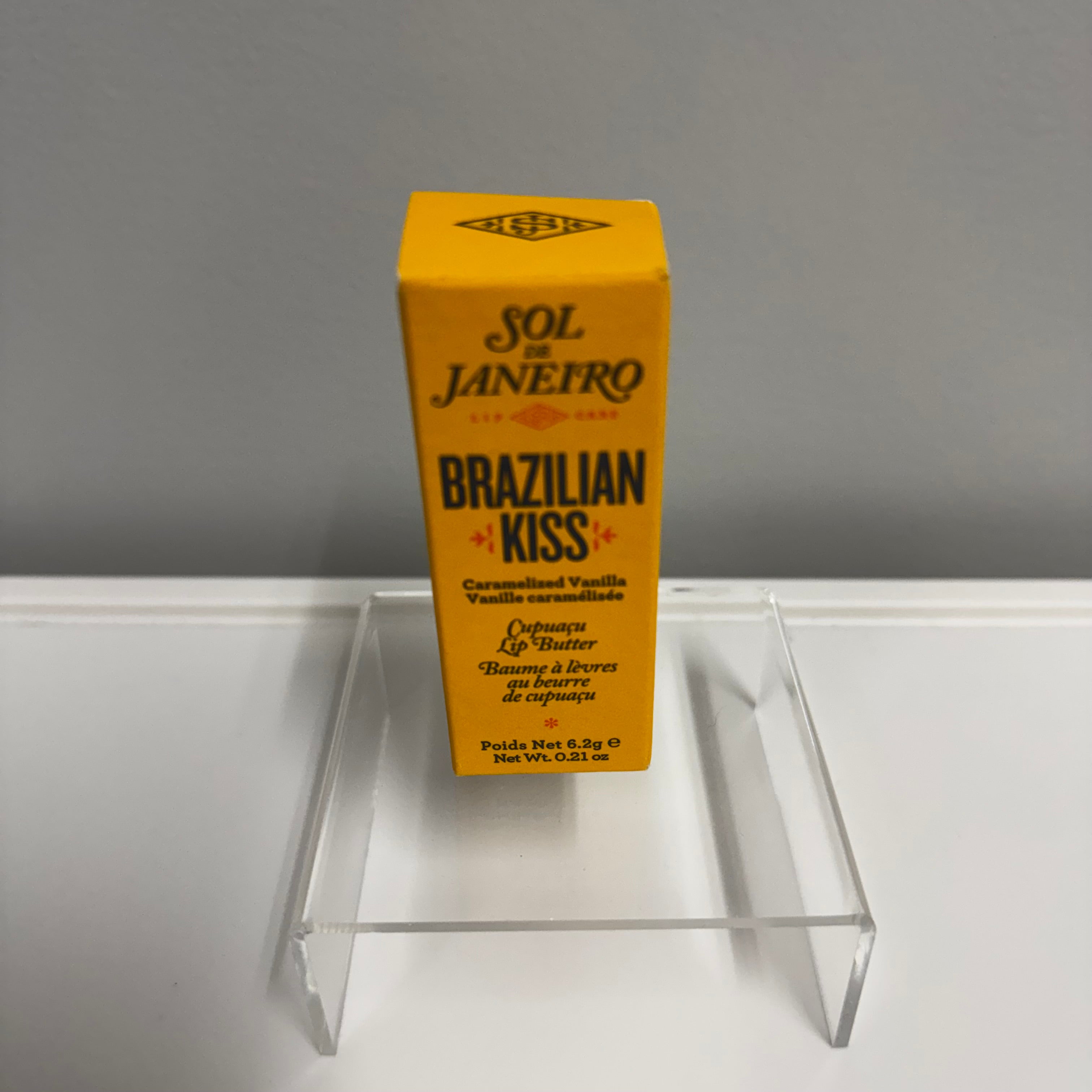 Sol de Janeiro Brazilian Kiss Cupuaçu Lip Butter (6.2 g / 0.21 oz) in Caramelized Vanilla.