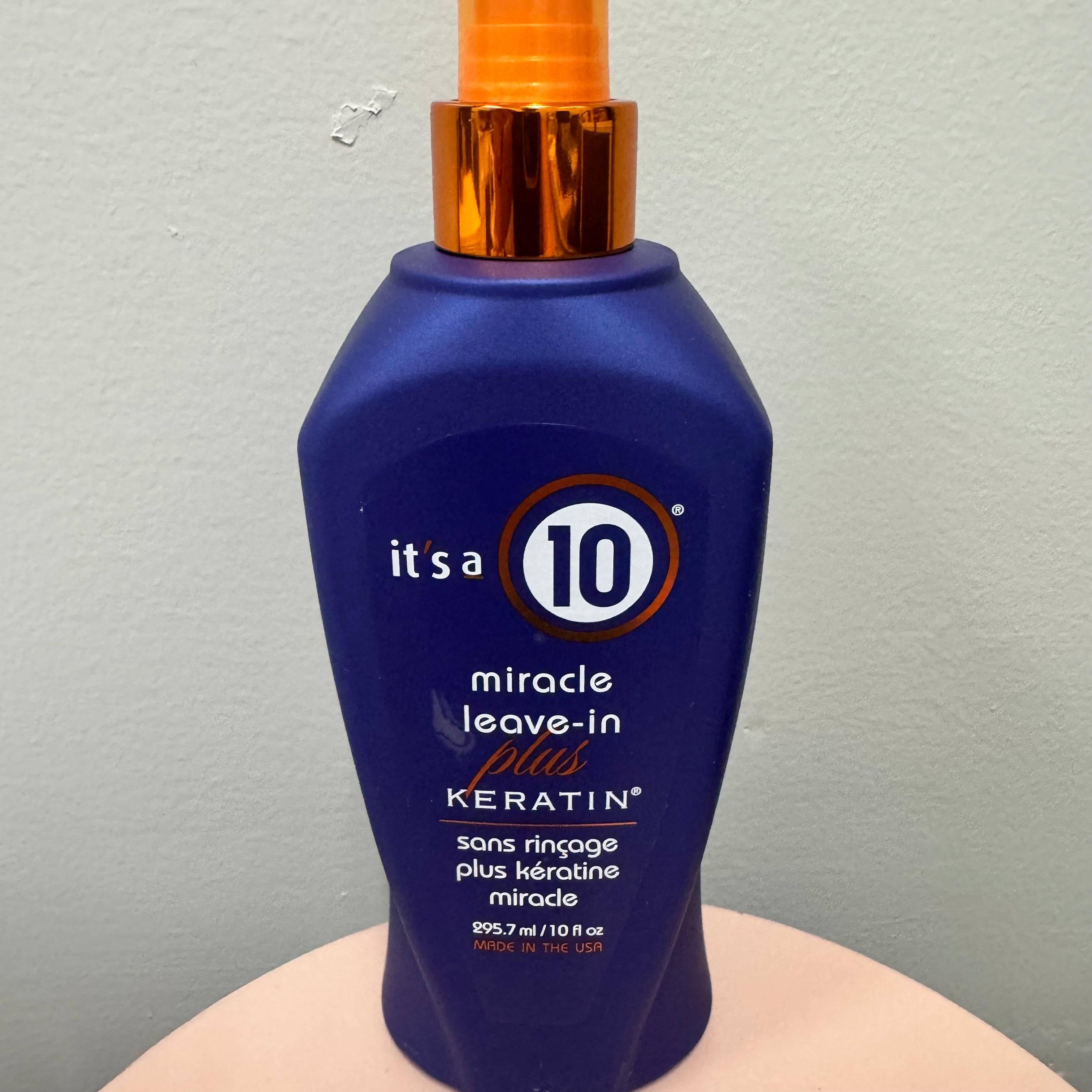 It’s a 10 Miracle Leave‑In Plus Keratin – Strengthening Treatment (10 fl oz / 295.7 mL)