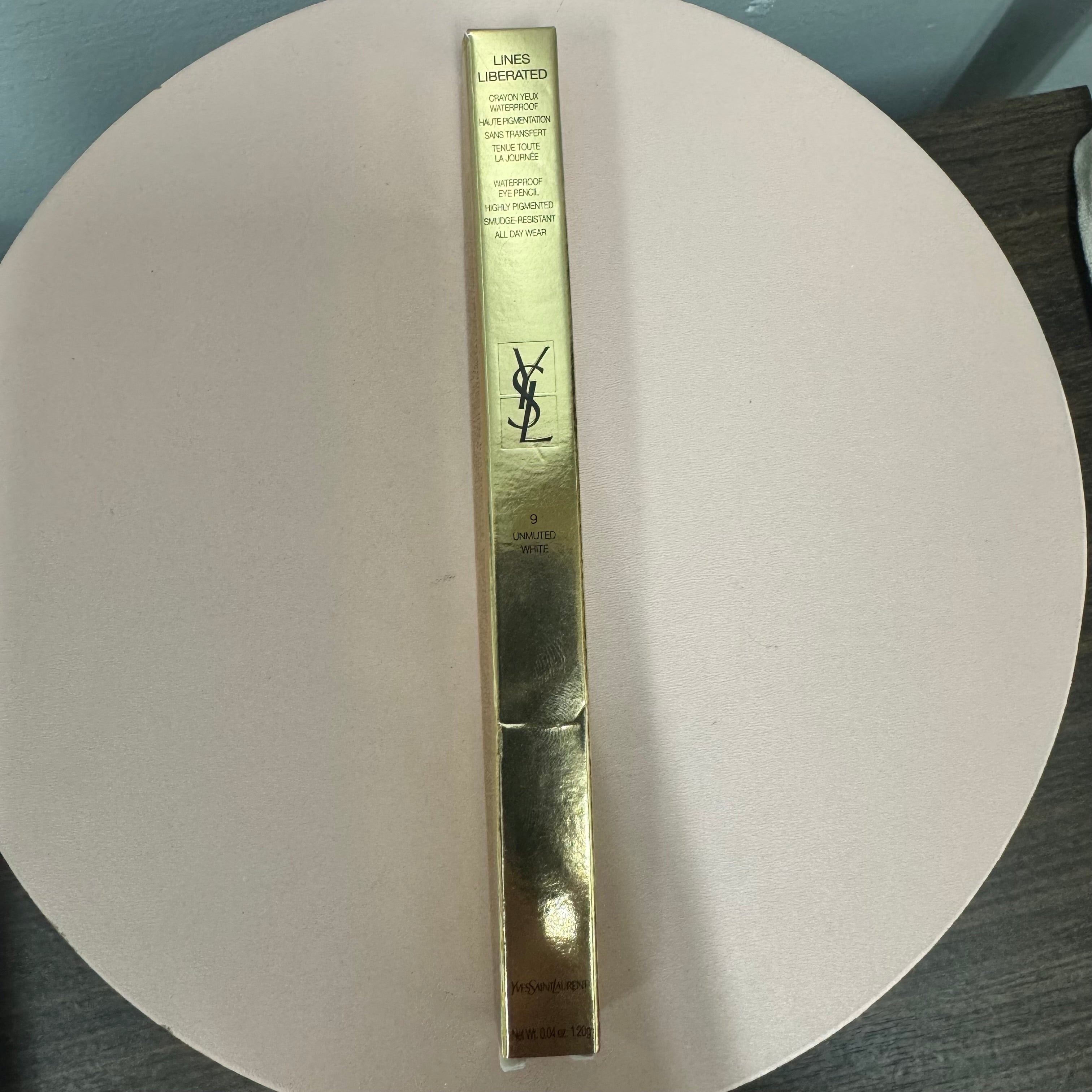 Yves Saint Laurent Crayon Yeux Waterproof Eyeliner – Shade 9 Unlimited White (1.2 g)