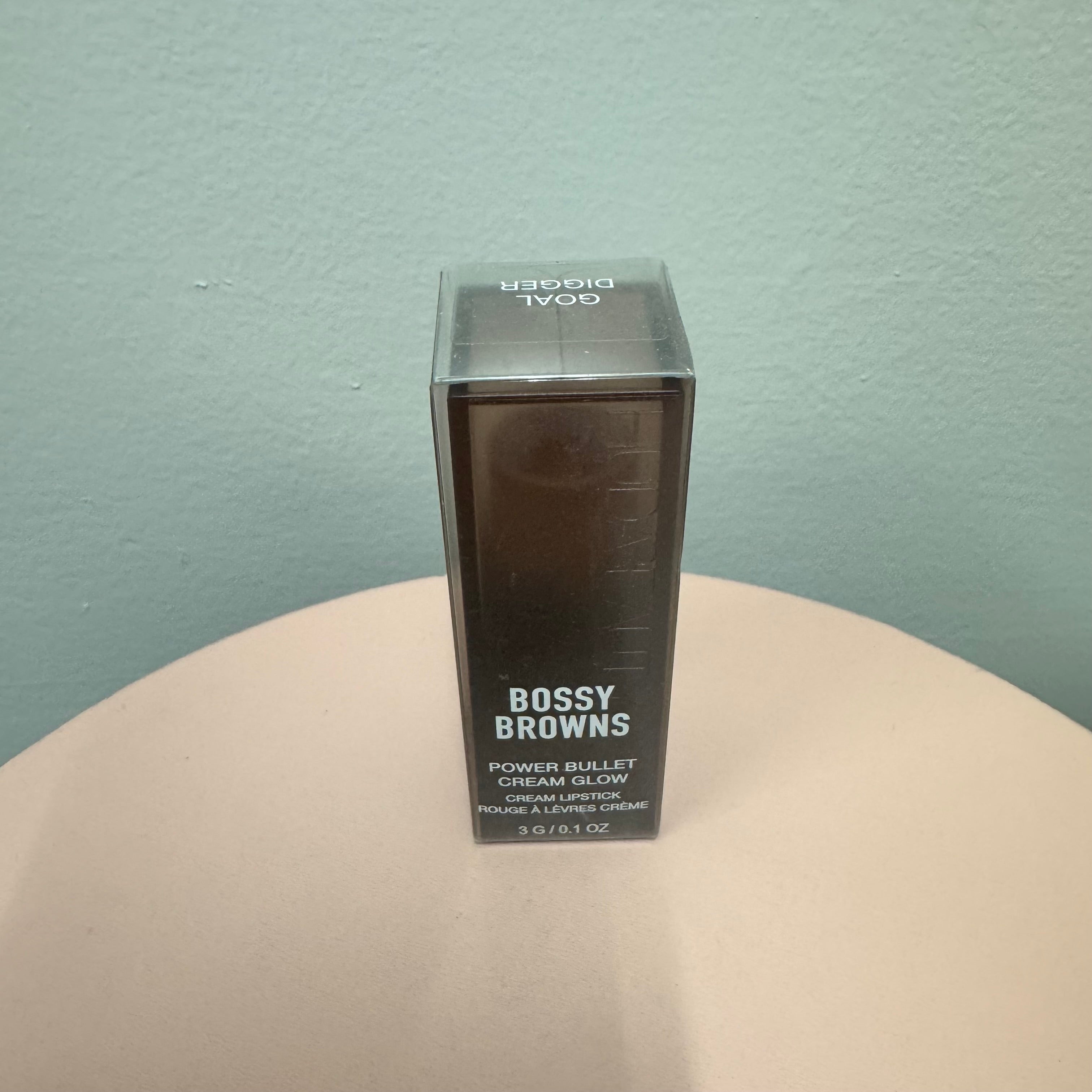 Huda Beauty Bossy Browns Power Bullet Cream Glow Lipstick – Goal Digger (3 g / 0.1 oz)
