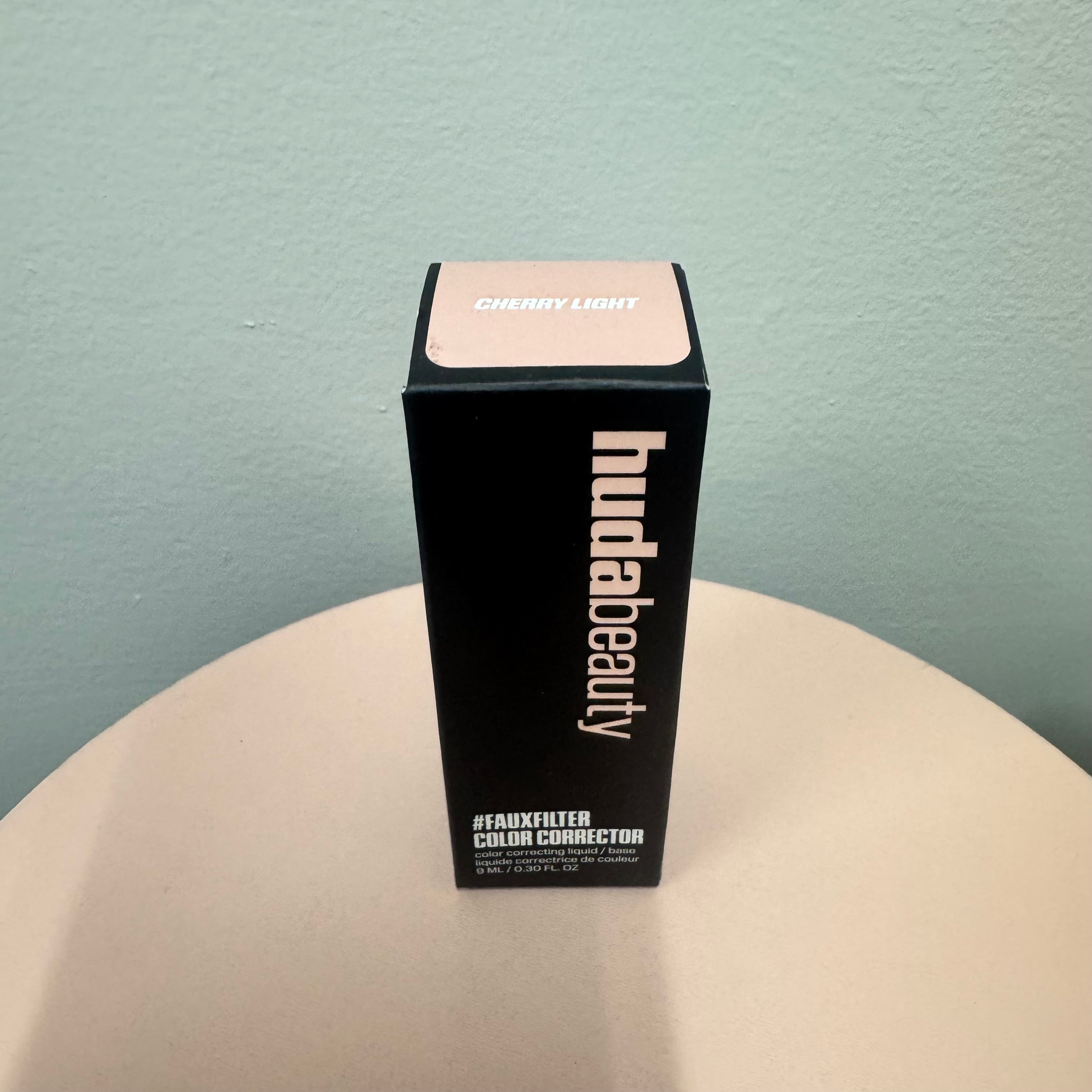 Huda Beauty #FauxFilter Color Corrector – Cherry Light (9 mL / 0.30 fl oz)