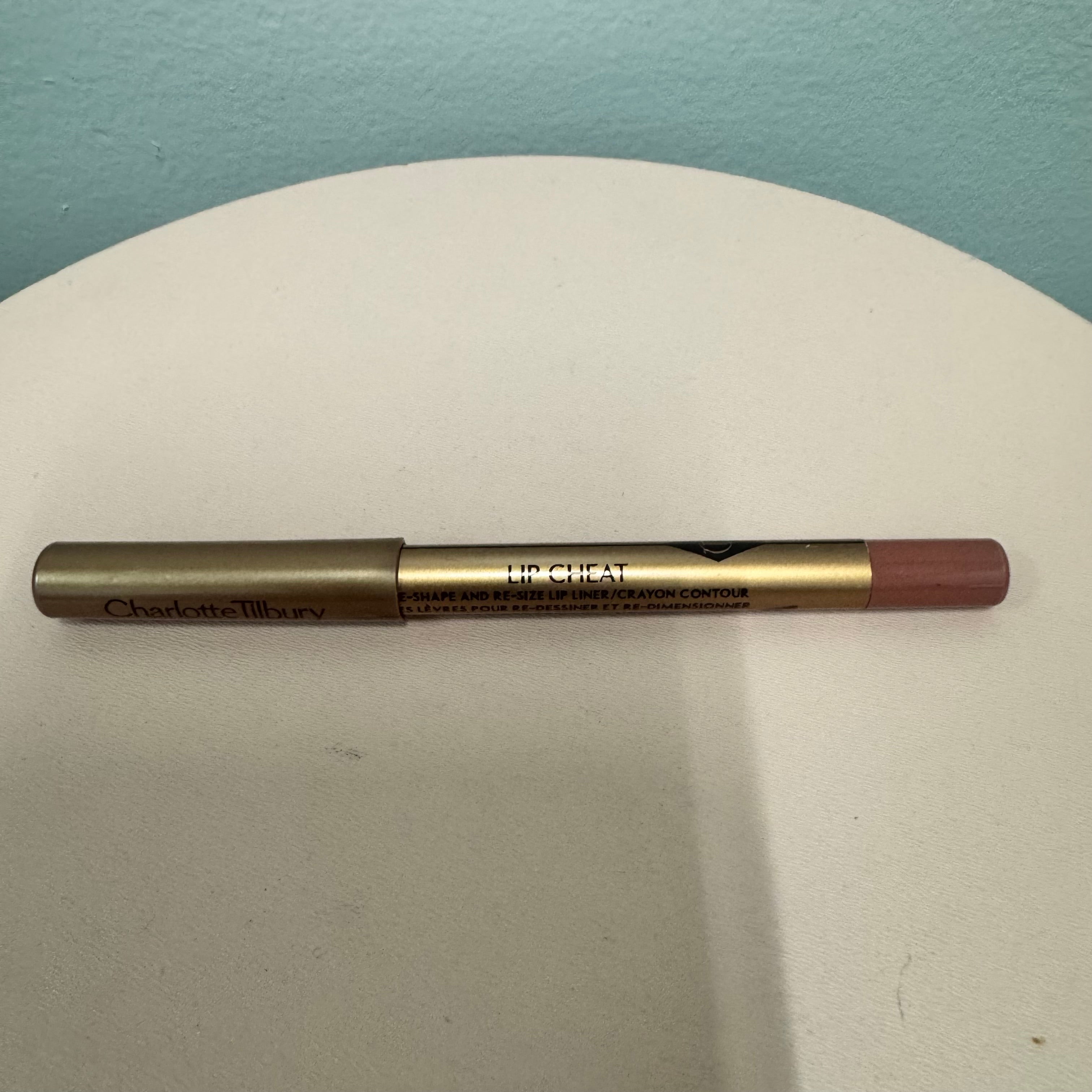 Charlotte Tilbury Lip Cheat Lip Liner – Pillow Talk (1.2 g / 0.04 oz)